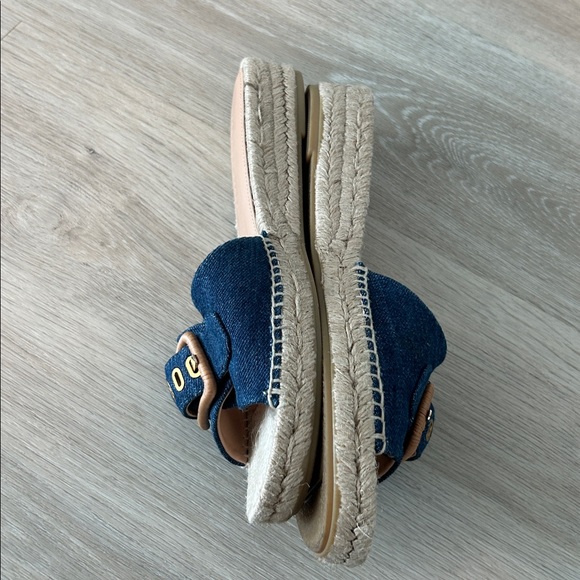 Veronica Beard denim buckle slide. Size 11 - Picture 3 of 5